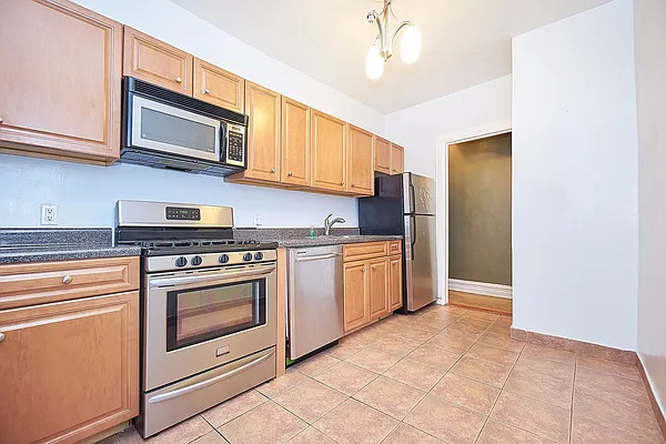 Sold by Keller Williams NYC | media 20