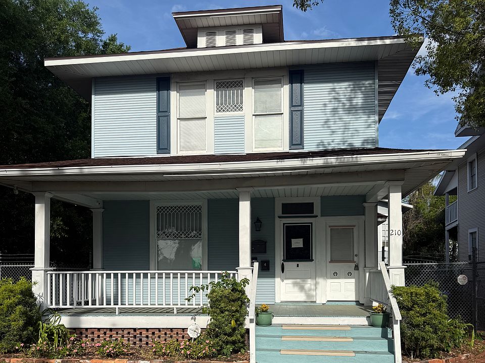 1st image of 210 S Magnolia Ave
