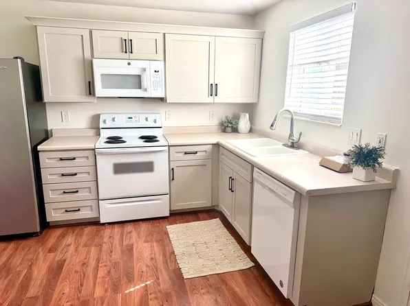 672 E 950 S #1, Clearfield, UT 84015