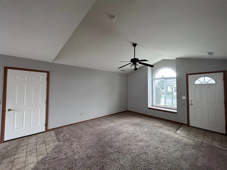 Crossings at Bellbrook Villas — Photo 8
