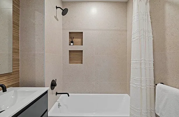 Bathroom, photo 3