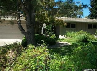 1237 Macaulay Cir, Carmichael, CA 95608