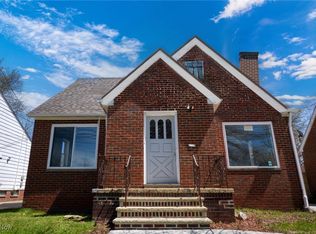 735 E 260th St, Euclid, OH