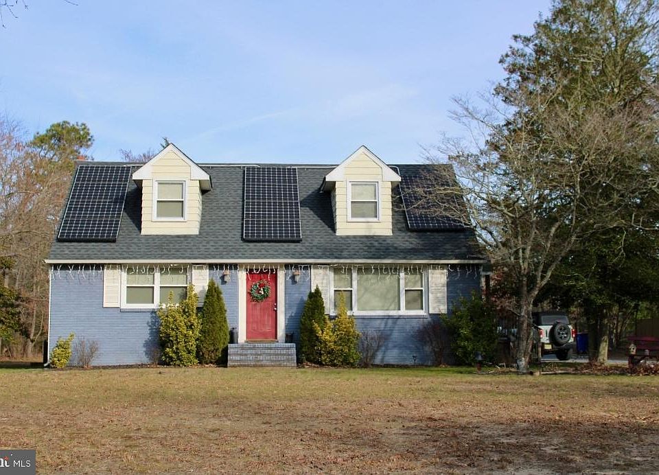 1st image of 535 Carlton Ave
