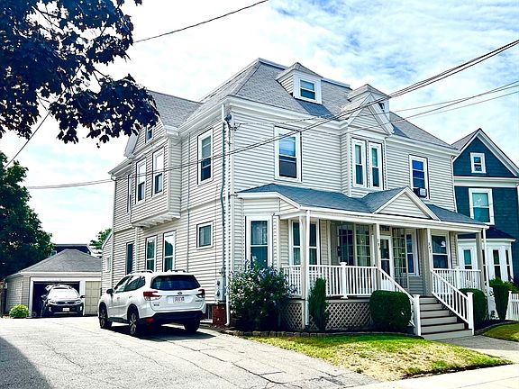2nd image of 257-259 Bowdoin St