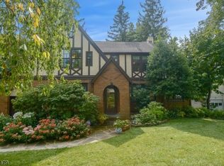 20 Hobart Ave, Short Hills, NJ 07078