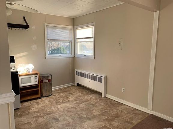 5th image of 230 Grant Ave