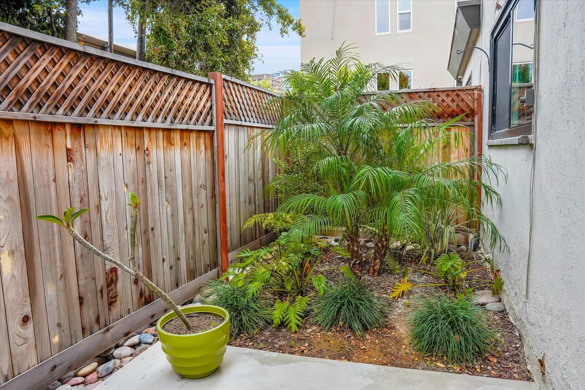 Private patio - Mapleton Apartments