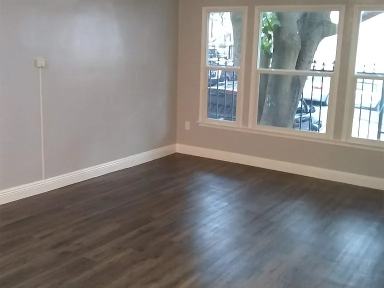 929 S Serrano Ave #104 — Photo 4