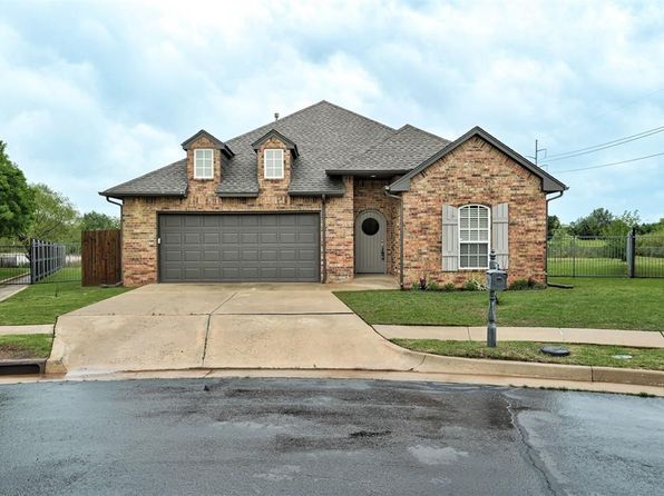 15800 San Nicolas Dr, Edmond, OK 73013