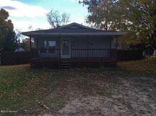 319 W North Ave, Reed City, MI 49677