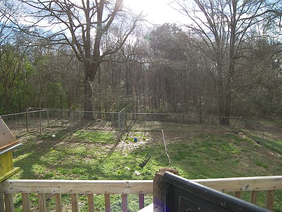 private fenced back yard