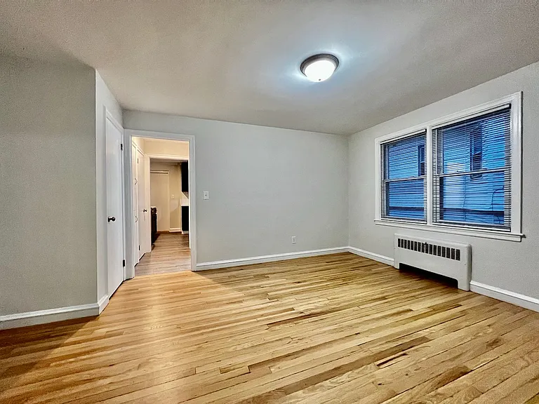 167 Norwood Ave — Photo 8