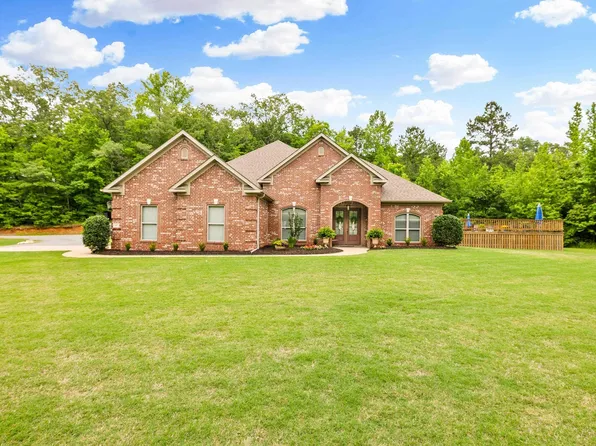 3891 Harrison Rd, Benton, AR 72019
