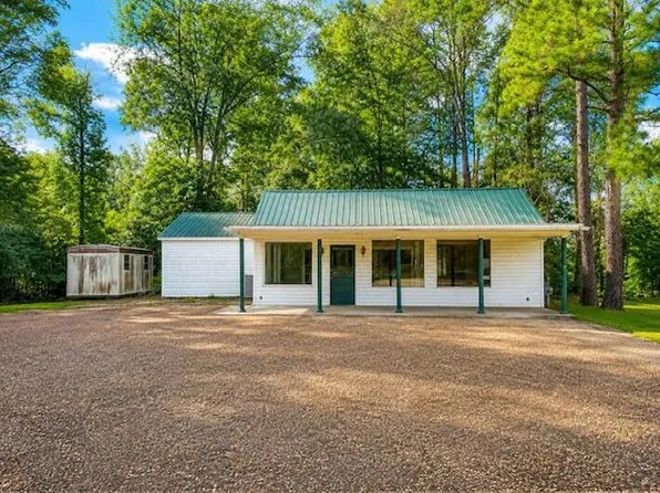 930 Fisher Rd, Many, LA 71449