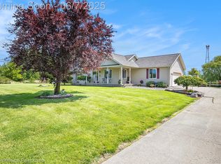 3993 Single Tree Cir, Dryden, MI 48428