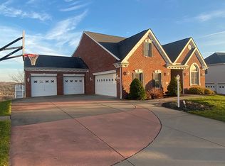 237 Molly Dr, McMurray, PA