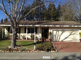 8258 Valley View Dr, Sebastopol, CA 95472
