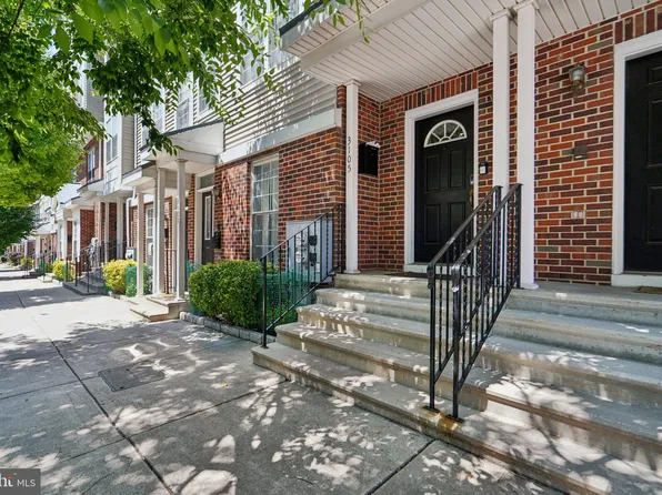 3105 W Thompson St, Philadelphia, PA 19121