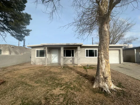 5917 Avenida La Barranca NW, Albuquerque, NM 87114