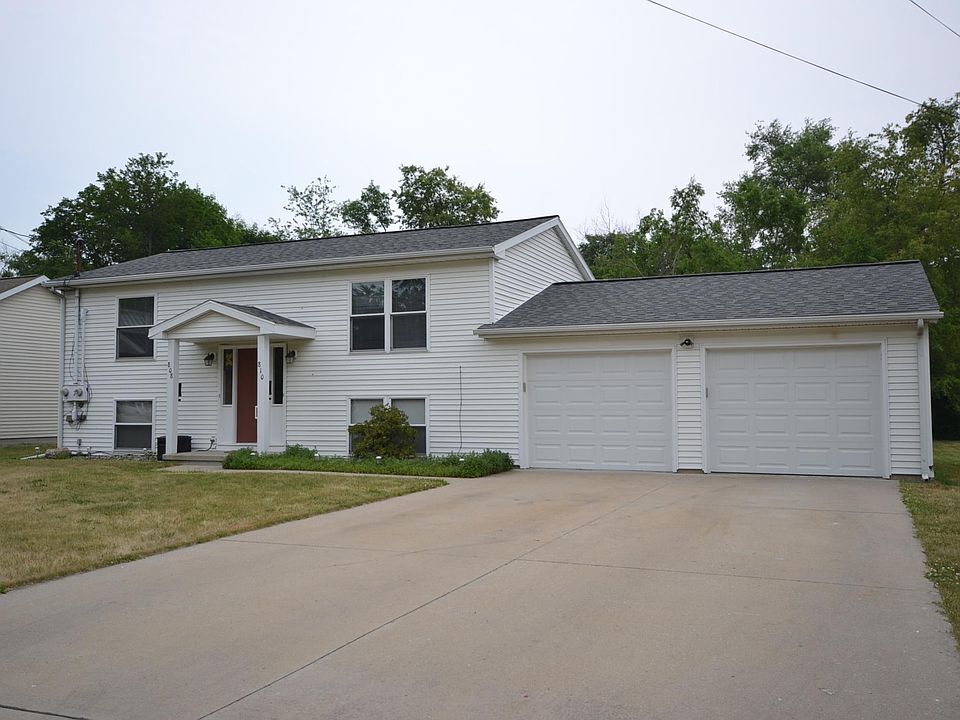 1st image of 810 Waskin Dr #810
