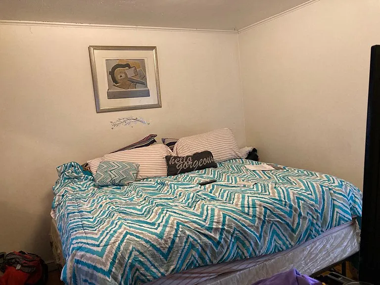 741 Rose Ave E #2 — Photo 6
