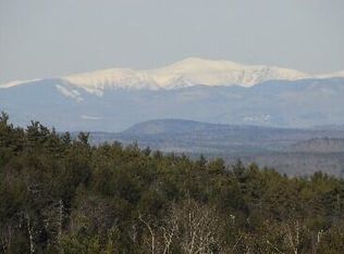 67 Middle Rd, Naples, ME 04055