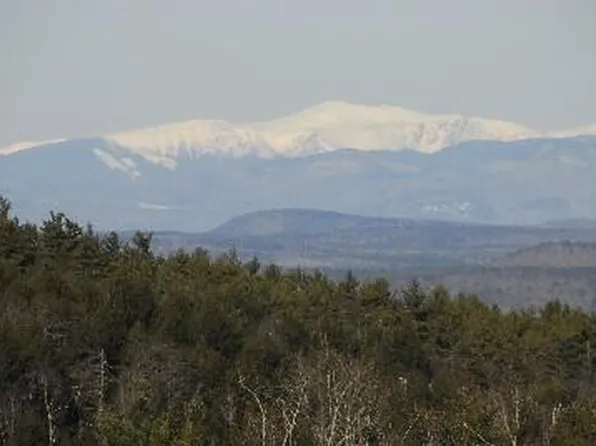 067 Middle Road, Naples, ME 04055