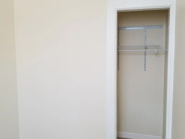 1343 W Grand Ave #2 — Photo 5