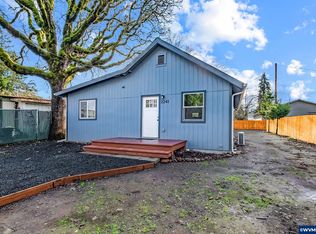 2241 Nandina St, Sweet Home, OR 97386
