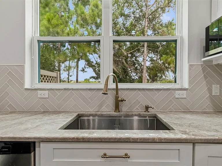 9210 Fox Sparrow Rd — Photo 14