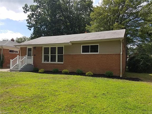 2nd image of 548 Woodlane Dr