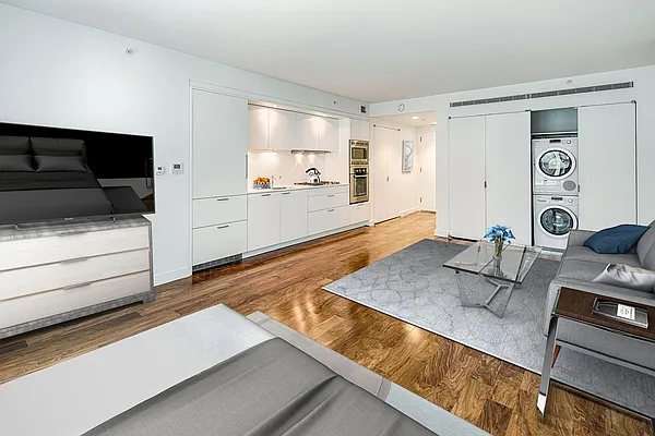 Rented by Warburg | media 13