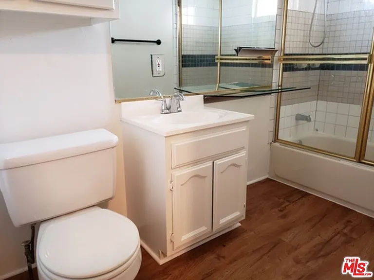 826 S Park View St #1 — Photo 8