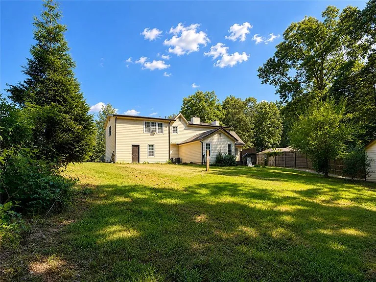 4225 Friar Tuck Ln — Photo 20