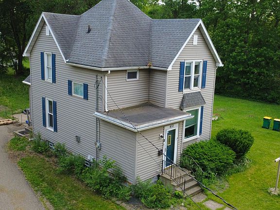 3rd image of 410 Frank Hall Dr