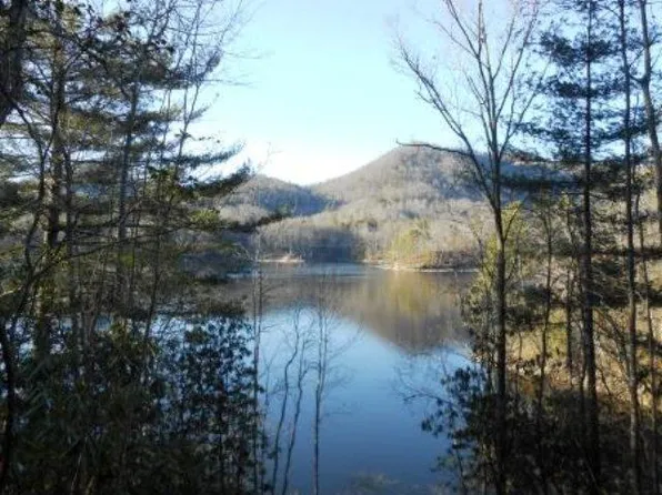 155 Mandolin Ct, Tuckasegee, NC 28783