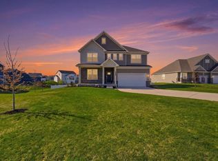 1593 N Thompson Rd, Sun Prairie, WI 53590