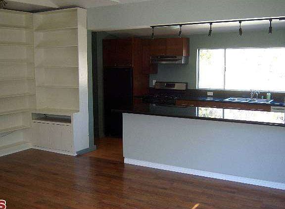 3rd image of 2909 Ocean Ave