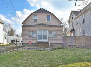 925 Sylvan St NW, Warren, OH 44485