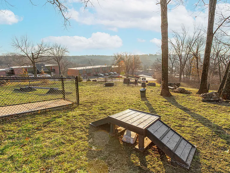 Kirkwood Bluffs — Photo 10