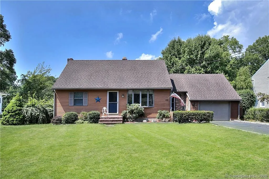 4 bed, 1893 sqft, $7,000 — Photo 3