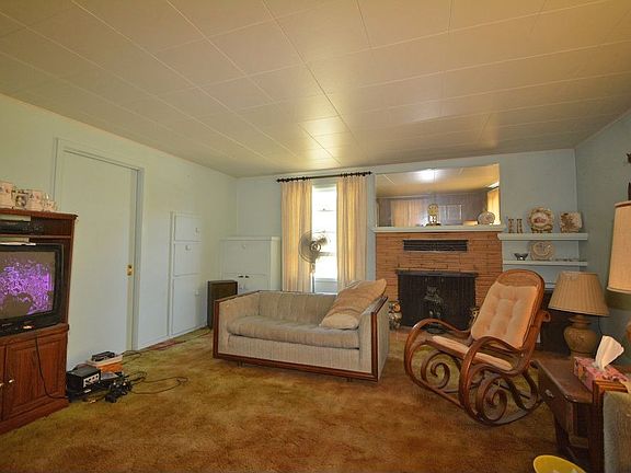 4th image of 6241 Beech Ave
