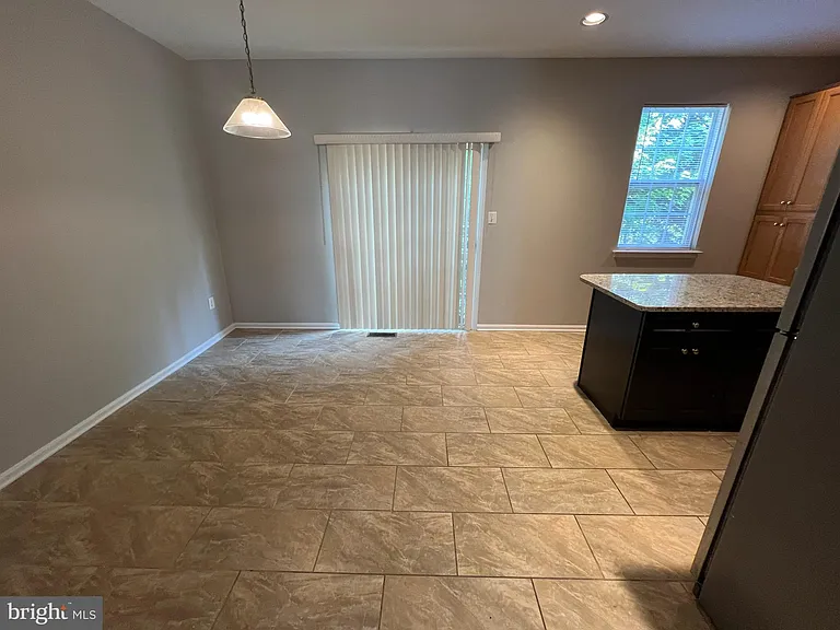 18023 Calabar Dr — Photo 6