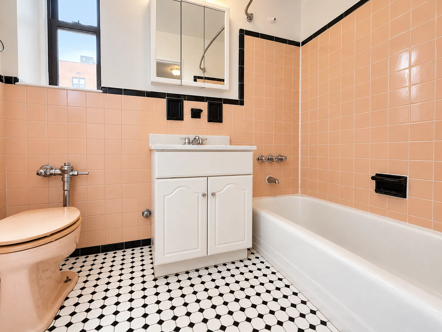 Studio, $1,751 — Photo 4