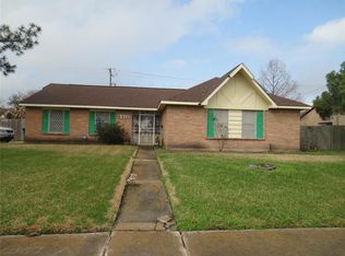 6910 Pella Dr, Houston, TX 77036