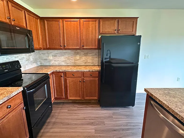 210 Mount Olive Ln — Photo 13
