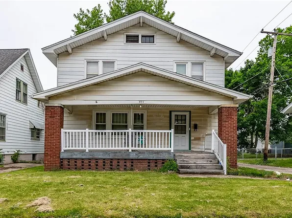 634 W Division St, Decatur, IL 62526