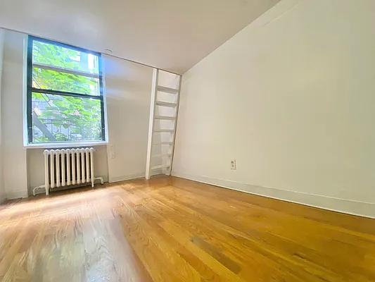 Rented by Union Square Property Management | media 2