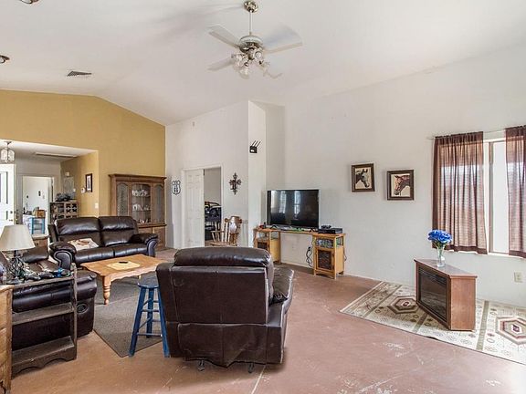5th image of 8005 W Caballero Cir